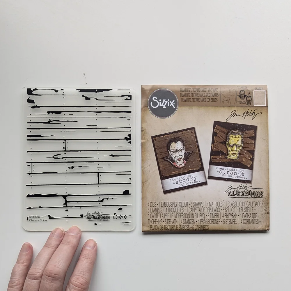 Sizzix Tim Holtz Monsters Stamps & Dies And Wood Planks Embossing Folder - Picture 2 of 7